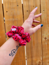 Load image into Gallery viewer, Watermelon Scrunchie
